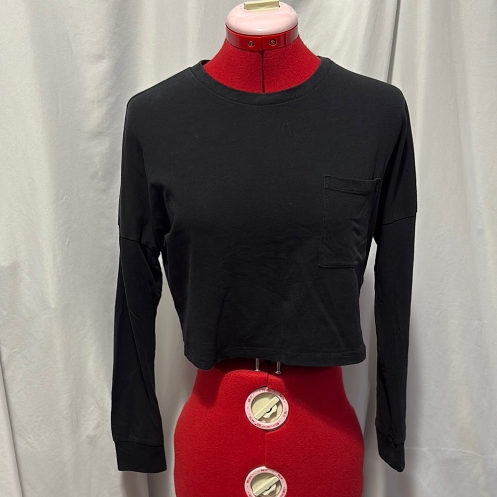 Ardene Black Long Sleeve Crop Top with Pocket XS69